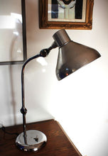 Load image into Gallery viewer, Jumo GS 1 Desk Lamp