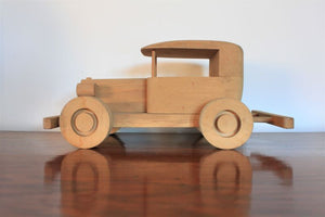 Aroutcheff toy car