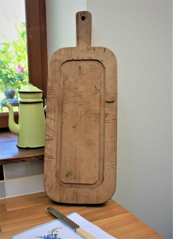 French wood chopping board-40