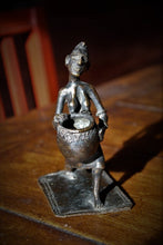 Load image into Gallery viewer, African Bronze Figure